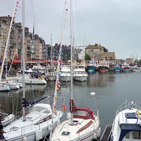 Bed and Breakfast L'Ex-Voto Honfleur Esterno foto
