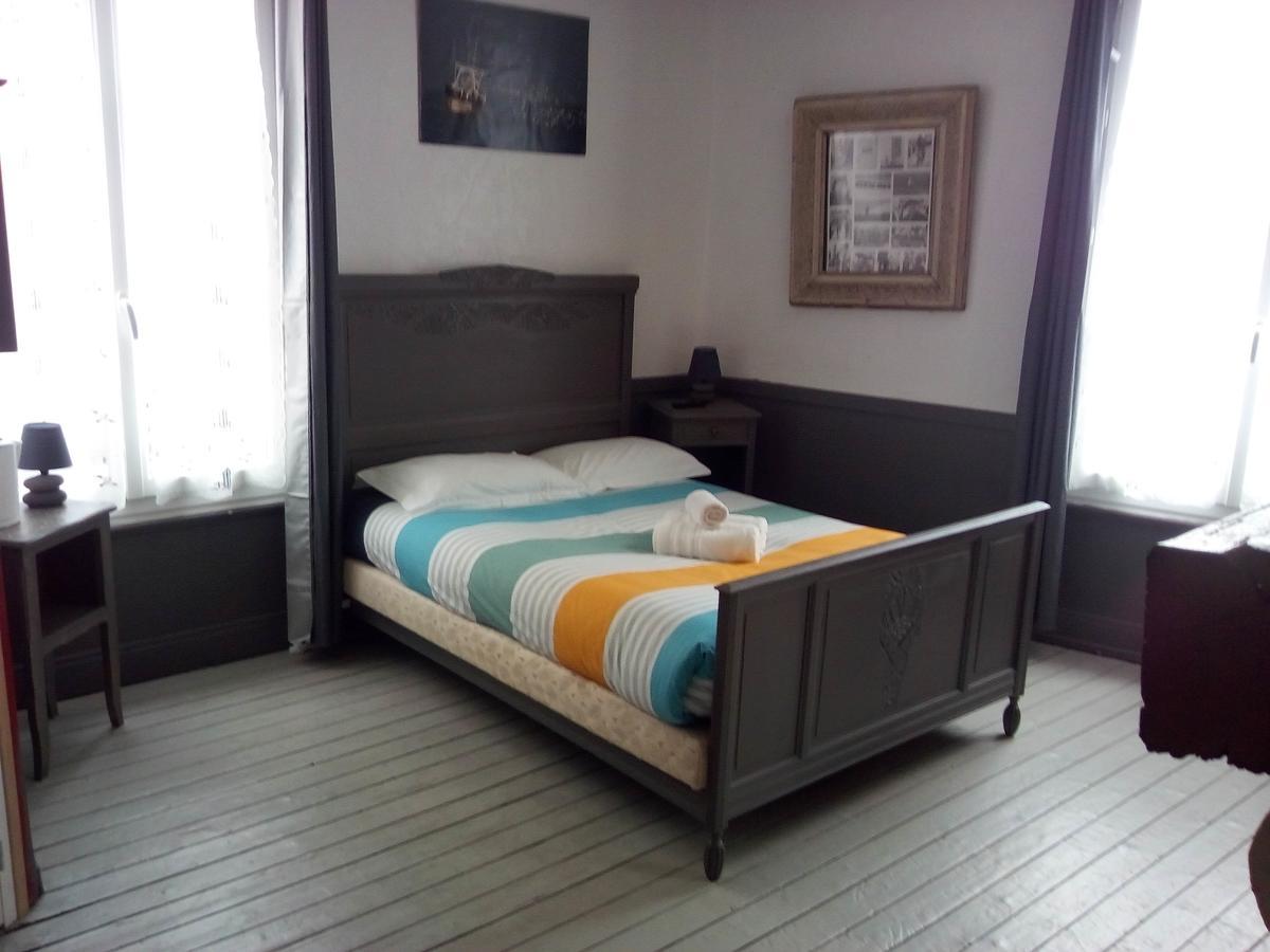 Bed and Breakfast L'Ex-Voto Honfleur Esterno foto